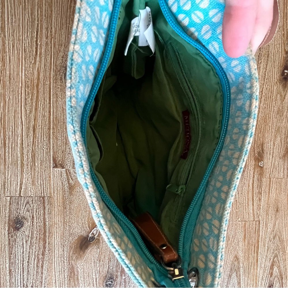 Merona Purse - Picture 3 of 6